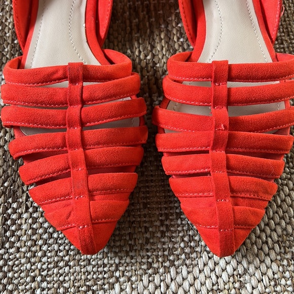 Zara Slides - Picture 3 of 6